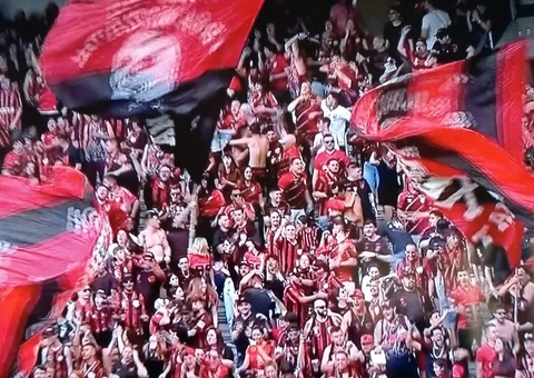 Athletico rescinde com dois jogadores citados em esquema de apostas