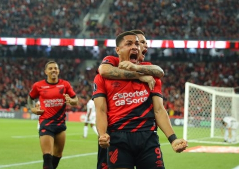 Athletico-PR identifica torcedor que imitou macaco a flamenguistas