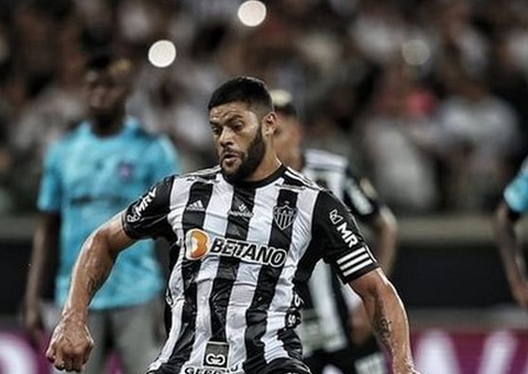 Com gols de Keno e Hulk, Atlético-MG vence o Atlético-GO e ameniza pressão