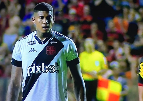 Vasco empata com Sport em jogo com invasão de campo