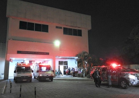 Mulher enfurecida atropela marido em Manaus após ver mensagem de celular  