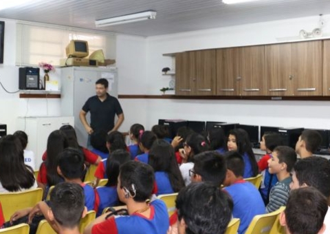Requalificação de escola no Iranduba gasta R$ 1,7 milhão