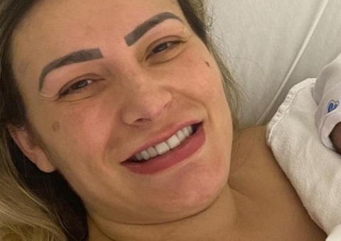 Nasce filho de Andressa Urach; modelo estava internada após passar mal