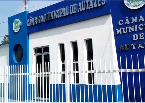 Câmara Municipal de Autazes divulga abertura de cinco licitações