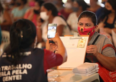 Entrega de cartões do Auxílio Estadual no interior do Amazonas começa na próxima semana