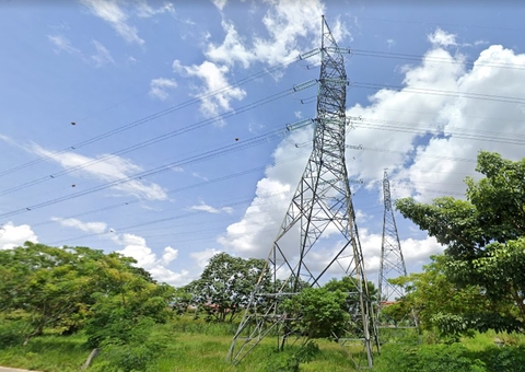 Amazonas Energia denuncia ao Ministério Público casas construídas perto de linhas de transmissão