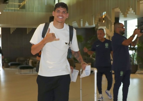 Ayrton Lucas, Pedro e André se apresentam à seleção