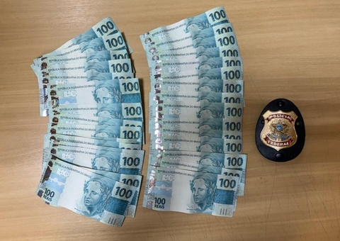 PF prende mulher com mais de R$ 3 mil em notas falsas nos Correios em Manaus