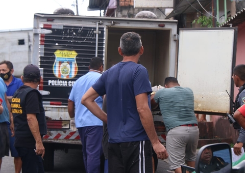 Adolescente é morto a tiros na frente da mãe e do irmão em casa de Manaus 