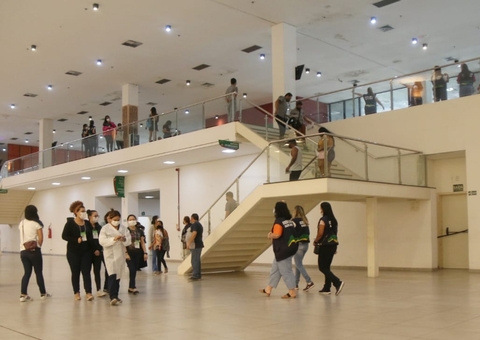 Vasco Vasques tem vacinação tranquila na tarde de hoje em Manaus