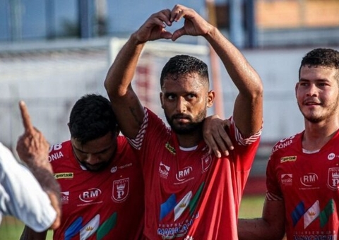 Do início difícil ao amor à camisa e o sonho do título: os 100 jogos de Eric pelo Princesa