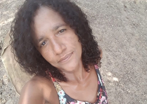 Saiba quem era a mulher encontrada morta debaixo de micro-ônibus no Amazonas