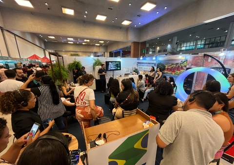 Manaus promove palestras interativas na 38ª Feira de Livros