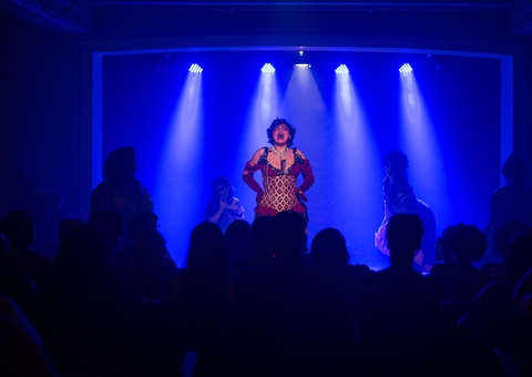 'Cabaré Chinelo' faz novo espetáculo neste fim de semana no Teatro Gebes Medeiros