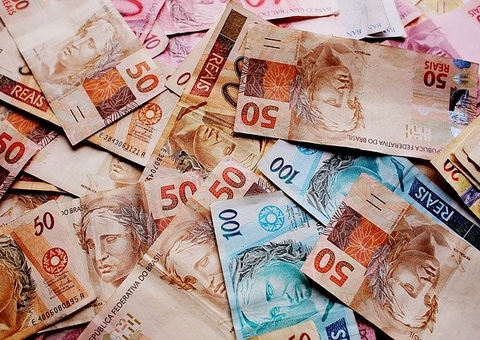 Bilionários ficam US$ 1 trilhão mais ricos em 2021 em meio à crise da Covid