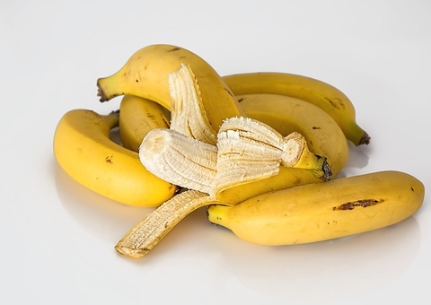 Saiba preparar o detox de banana que ajuda a queimar calorias