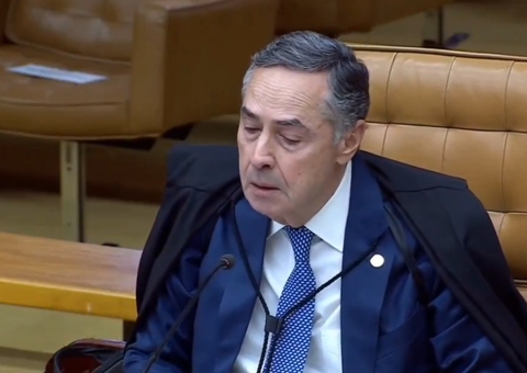 Anúncio de aposentadoria de Barroso teve discurso emocionado e reconciliação com Gilmar; veja