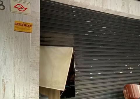 Bar em SP é interditado após bebida adulterada com metanol deixar mulher cega