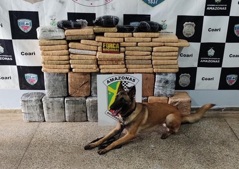 Mais de 100 kg de drogas são apreendidas em embarcação no Amazonas