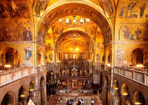 Igreja de São Marcos em Veneza tem mais de 4,2 mil mosaicos de ouro