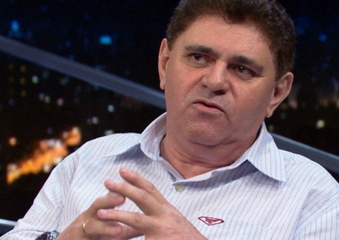 Humorista Batoré morre aos 61 anos 
