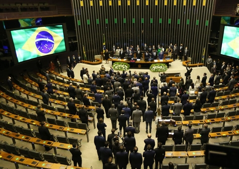 Troca-troca de partidos entre deputados federais começa nesta quinta