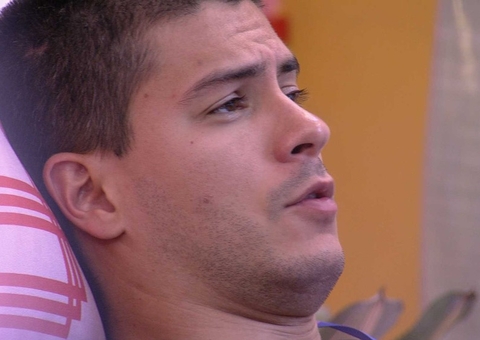 BBB22: Arthur explica porque não deu monstro a Jade Picon