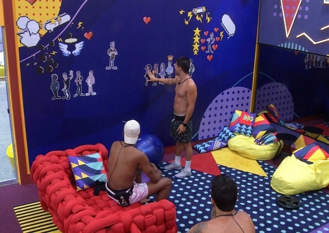 Arthur monta painel tático e analisa jogo no BBB22: 'É o game, 7 contra 4'