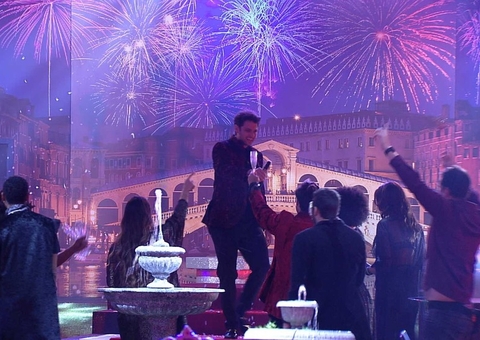 BBB22: Lucas comemora 2ª liderança com 'Baile de máscaras'