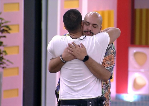 Arthur pede desculpas a Tiago por não formar dupla com brother para prova do líder