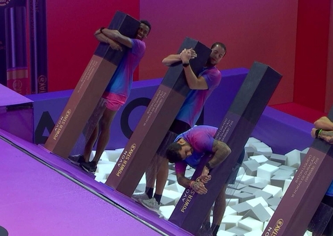 PA brinca durante prova e Gustavo dispara: 'brincadeiras bobas e que eu não acho gostosas'