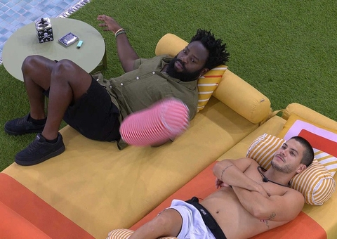 Arthur faz contagem regressiva para final do BBB22: 'faltam 30h'