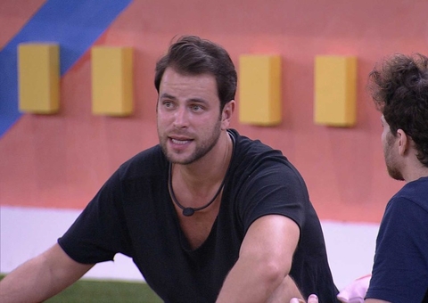 Gustavo justifica voto em Lucas: 'preferia ter votado na Eslô'