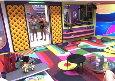 Jessi e Vyni perdem estalecas ao quebrarem porta do BBB22; vídeo