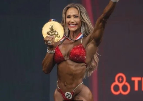 Fisiculturista brasileira é tricampeã do Miss Olympia nos EUA