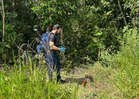 Motosserra fica presa na mão de idoso após descarga elétrica fatal na AM-010