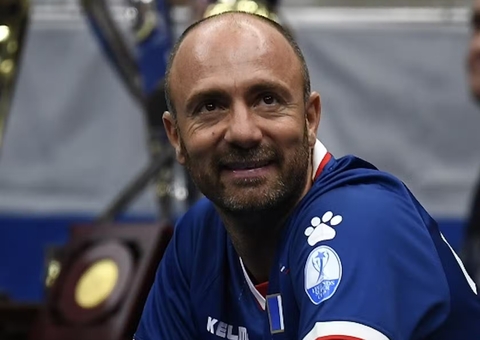 Campeão do mundo pela França detona Mbappé