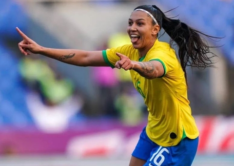 Brasil marca três gols e complica situação do Panamá 