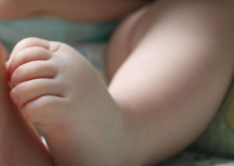 Recém-nascido impressiona com peso e ganha título de 'Super bebê'