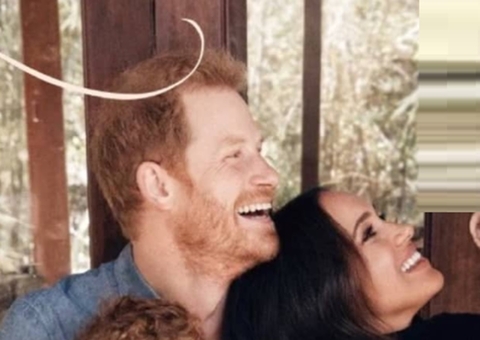 Meghan e Harry postam fotos inéditas de filha Lilibet em aniversário de 4 anos
