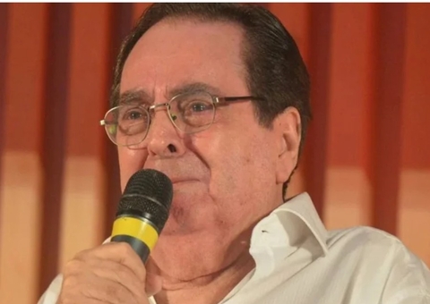 Autor de novelas Benedito Ruy Barbosa é internado em São Paulo