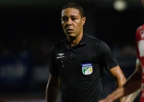 Arbitragem: Emerson Ricardo de Almeida, da Bahia, apita Flamengo x Amazonas