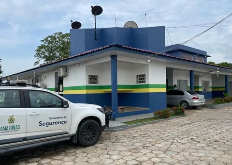 Foragido por estupro é preso após agredir esposa e ameaçar matar família em Coari