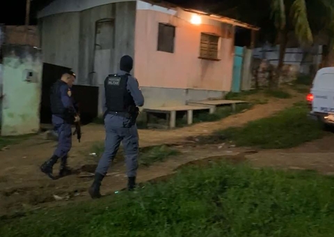 Moradores ficam no meio de fogo cruzado durante confronto de facções no Amazonas