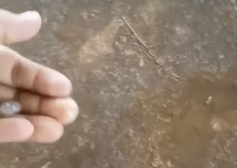 Moradores são surpreendidos com chuva de granizo durante temporal no Amazonas