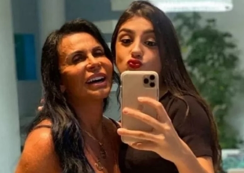Gretchen pede para não ser associada à “neta” Bia em A Fazenda: 'não participou da criação'