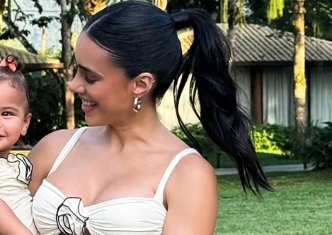 Bruna Biancardi mostra barriguinha de 2ª filha com Neymar em fotos com Mavie