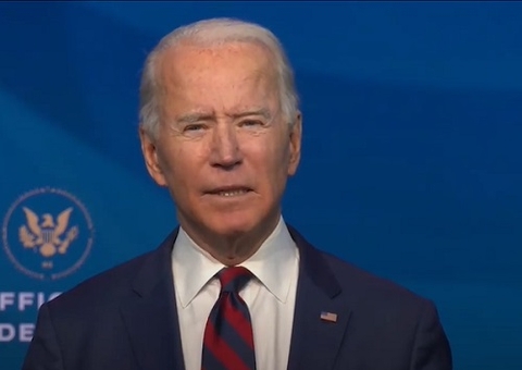 Biden realiza cerimônia em homenagem a 500 mil vítimas da Covid-19 nos EUA