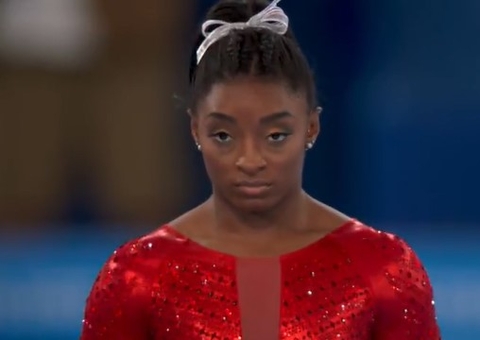 Simone Biles está fora da final por equipes das Olimpíadas