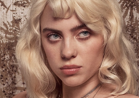 Billie Eilish choca ao posar de lingerie após anos escondendo o corpo